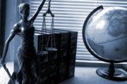 юрист по вопросам недвижимости